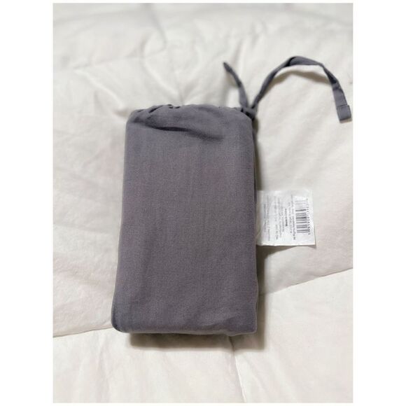 Threshold Standard Pillowcases - Picture 1 of 2